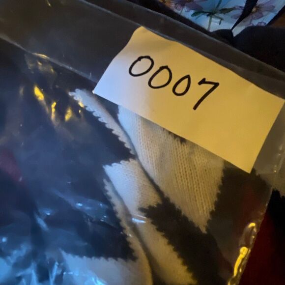 Sandra Darren size M Aztec print sweater dress. - Picture 8 of 8